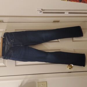 Lucky Brand, sweet straight reg fit, 4/27 waist, Dark Blue